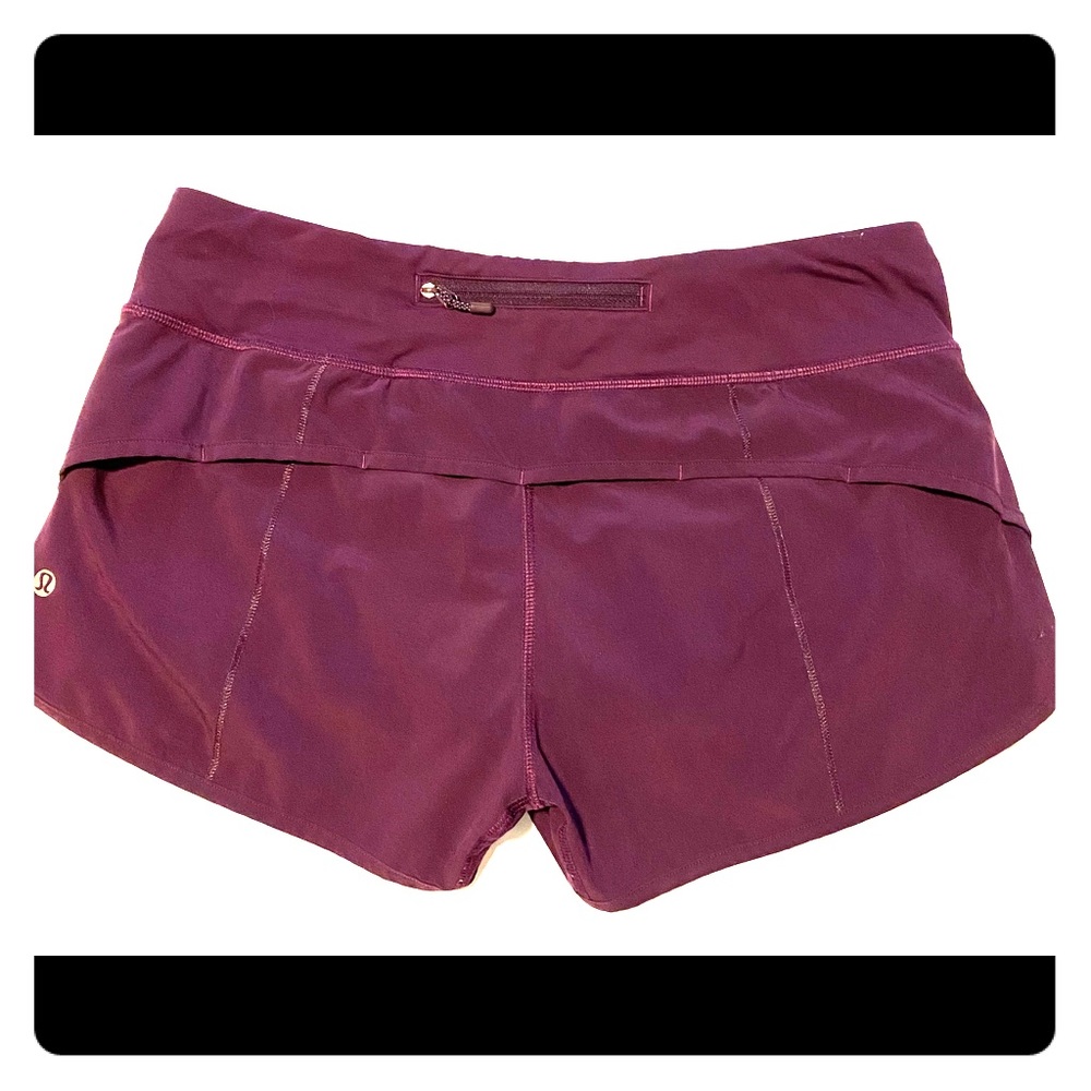 Lululemon Speed Up Short 2.5”.